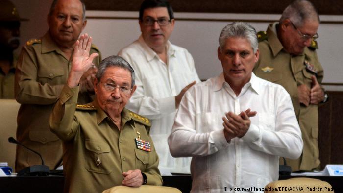 El Parlamento abre este 18 de abril sesiones para elegir al sucesor de Raúl Castro en la Presidencia, por lo que por primera vez en casi 60 años no habrá un Castro al frente del poder, que asumirá Miguel Díaz-Canel. (18.04.2018).