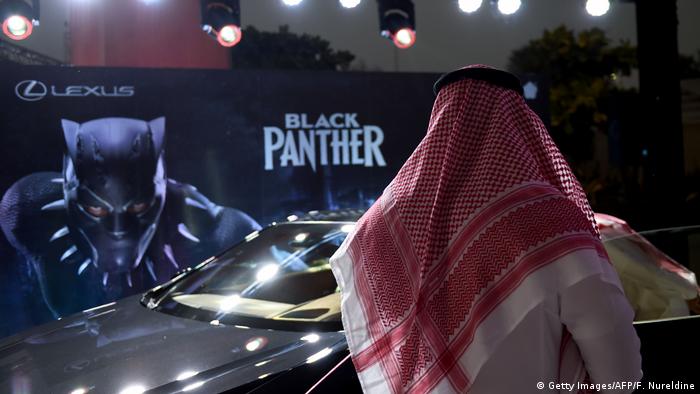 Saudi-Arabien Riad Kinoeröffnung (Getty Images/AFP/F. Nureldine)