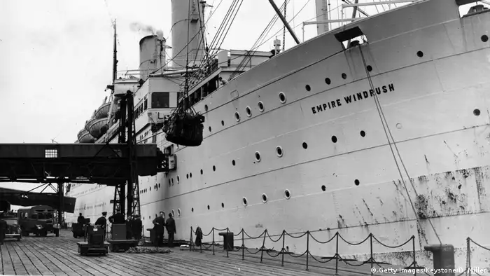 Le navire Empire Windrush a amené des travailleurs des Caraïbes pour reconstruire l'Angleterre après la guerre