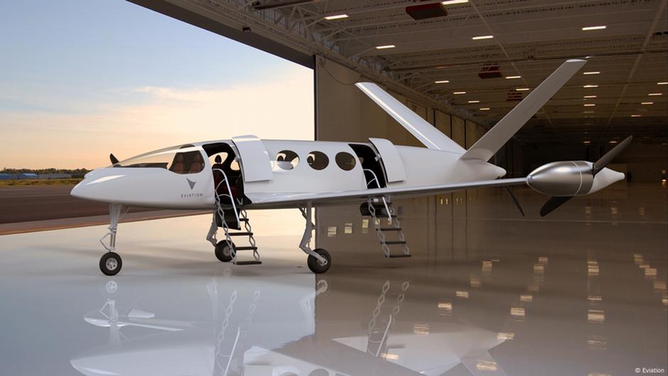 Environmentally friendly air travel? Electric planes of the future DW