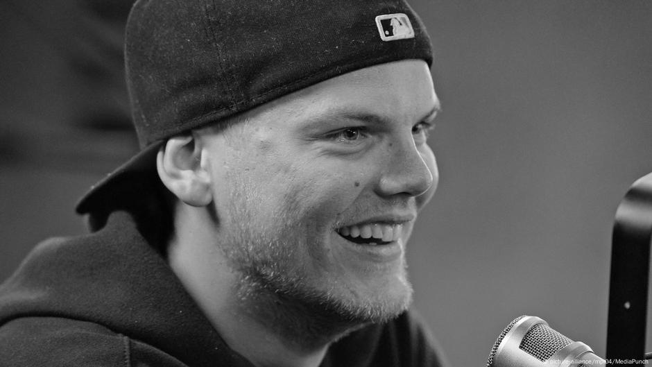 Avicii Family Says Star Dj Could Not Go On Any Longer News Dw 26 04 2018