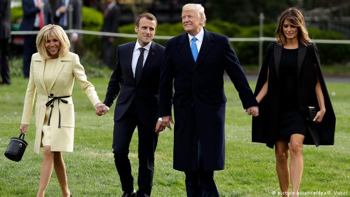 USA Donald Trump, Emmanuel Macron und die First Ladys im Weißen Haus in Washington (picture-alliance/dpa/E. Vucci)