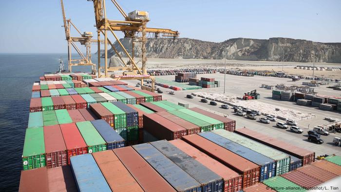 How Chinese investments are capturing Pakistan′s economy | Asia | An  in-depth look at news from across the continent | DW | 02.08.2021