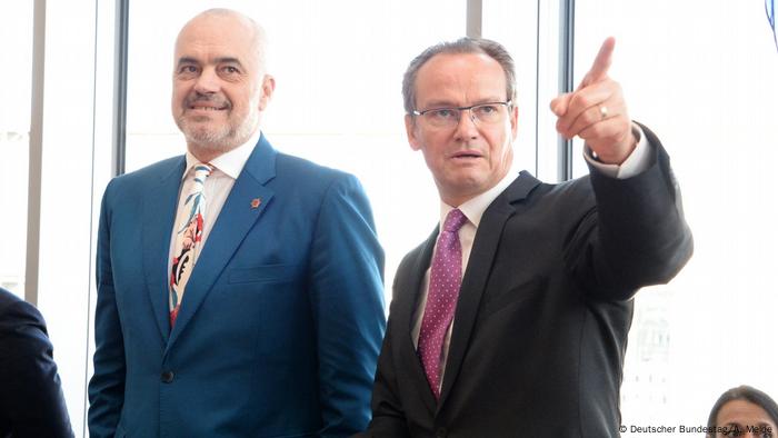 Gunther Krichbaum Vorsitzender des Ausschusses des Deutschen Bundestages empfängt den Premierminister der Republik Albanien, Edi Rama