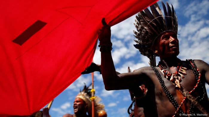 Brasilien Brasilia Proteste indigener Völker (Reuters/A. Machado)