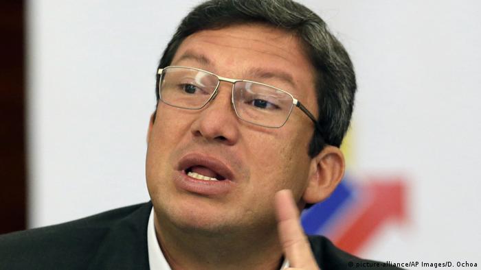 Cesar Navas Innenminister von Ecuador (picture-alliance/AP Images/D. Ochoa)