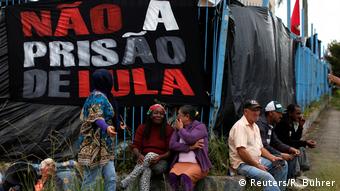 Brasilien Curitiba Camp von Unterstützern des ehemaligen Präsidenten Lula