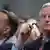 EU-Chefunterhändler Barnier und der irische Ministerpräsident Varadkar sitzen nebeneinander