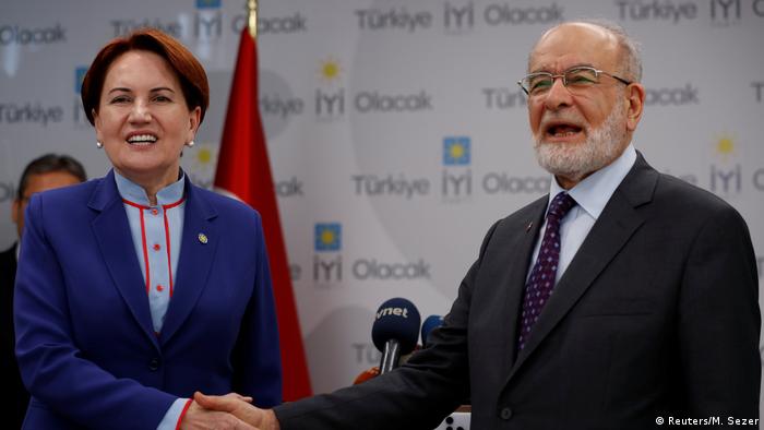 Türkei Ankara - Iyi Parteifüherin Aksener trifft Karamollaoglu (Reuters/M. Sezer)