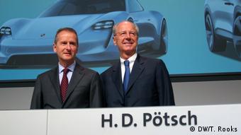 Το ισχυρό δύδιμο της VW αντιμετωπίζει κατηγορίες 636 σελίδων