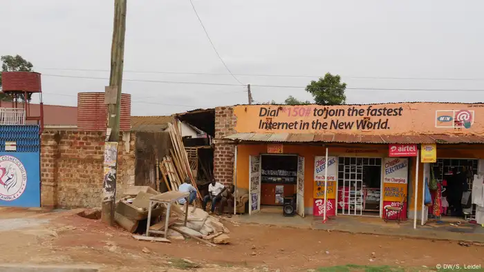 Uganda ISP Provider Reklame