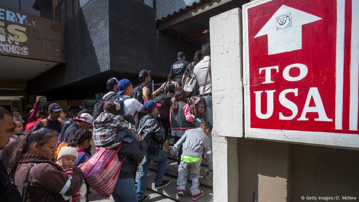 Flüchtlinge US-Grenze bei Tijuana (Getty Images/D. McNew)