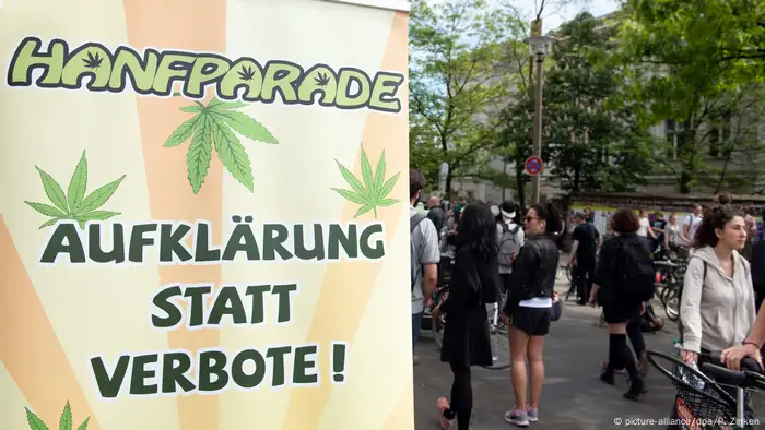 Deutschland Demonstration für die Legalisierung von Cannabis (picture-alliance/dpa/P. Zinken)