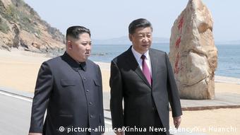 China Ministerpräsident Xi Jinping emfängt norkoreanischer Präsident Kim Jong Un