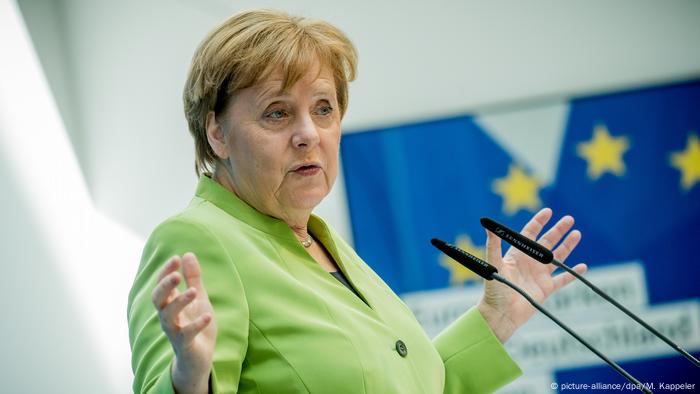 Merkel Kreisvorsitzendenkonferenz der CDU (picture-alliance/dpa/M. Kappeler)