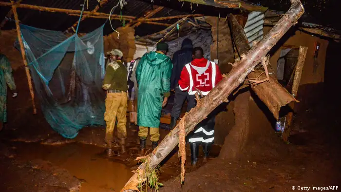Kenia Zerstörung nach Dammbruch (Getty Images/AFP)
