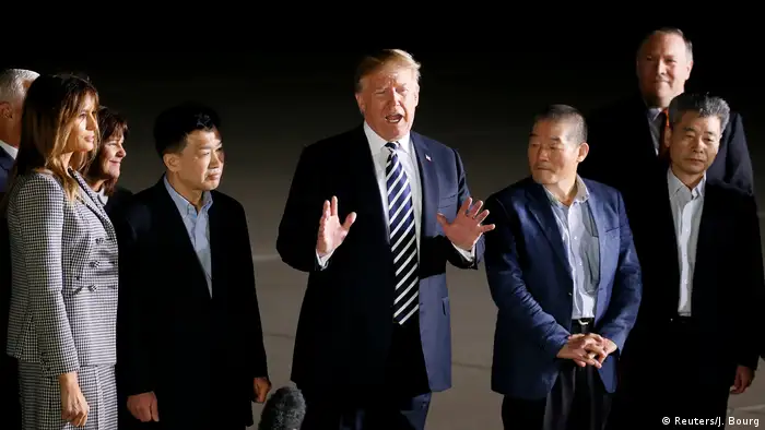 USA Donald Trump Nordkorea lässt Amerikaner frei (Reuters/J. Bourg)