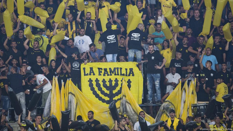 Israeli soccer club renames itself after Trump – DW – 05/13/2018