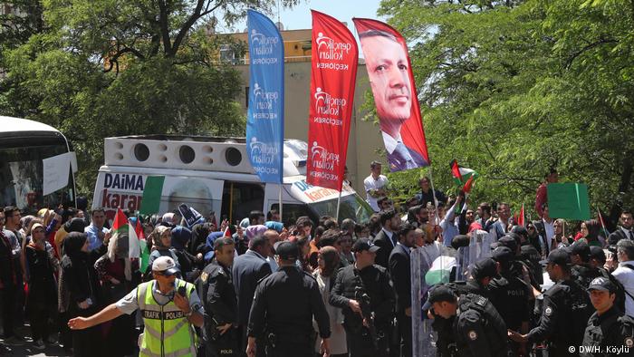 İsrail’in Ankara Büyükelçiliği önündeki protesto gösterisi