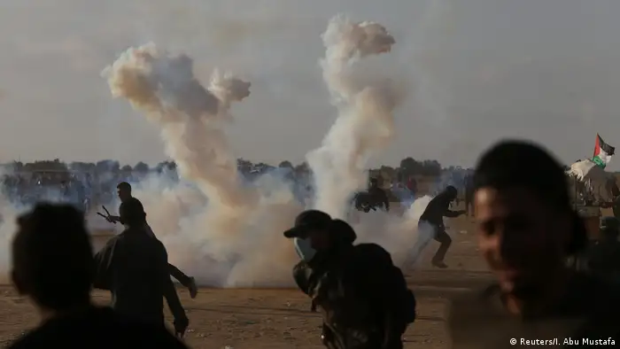 Proteste im Gazastreifen an der Grenze zu Israel (Reuters/I. Abu Mustafa)