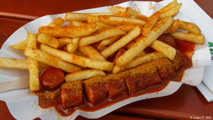 Von der Currywurst zum Insektenburger: Imbisskultur in Deutschland | Kultur  | DW | 04.09.2019