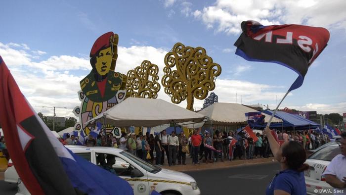  Nicaragua Anhänger von Präsident Daniel Ortega. (DW/A. Saez)