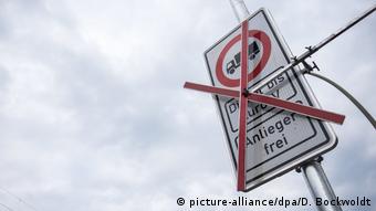 A street sign prohibiting diesel traffic in Hamburg