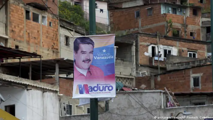 Venezuela Caracas Plakat vor der Präsidentenwahl