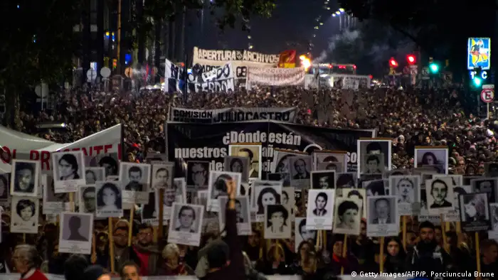 Uruguay Marcha del Silencio in Montevideo (Getty Images/AFP/P. Porciuncula Brune)