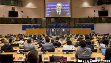 Zuckerberg se disculpa ante Parlamento Europeo por escándalo de datos