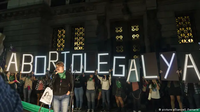 Manifestación a favor del aborto en Argentina.