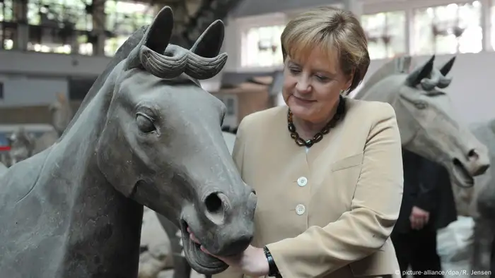 Chinareisen von Bundeskanzlerin Angela Merkel (picture-alliance/dpa/R. Jensen)