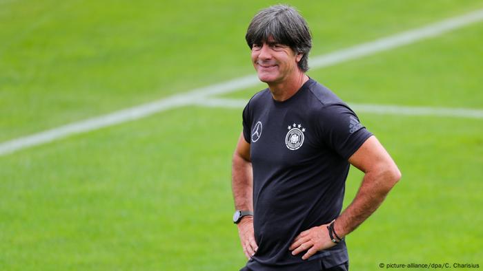 Joachim Low Continuara Como Entrenador De La Seleccion Alemana De Futbol Deportes Dw 30 11 2020