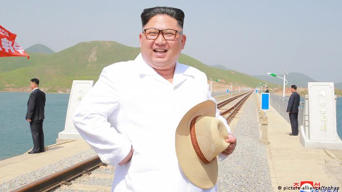 Nordkorea Kim Jong-un Besuch Eisenbahnlinie