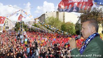 Türkei, Erzurum: Präsident Recep Tayyip Erdogan bei einer Wahlveranstaltung