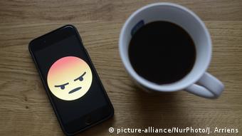 Κινητό τηλέφωνο, καφές