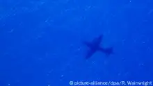 私人公司搜寻终止 MH370最后时刻仍是谜 