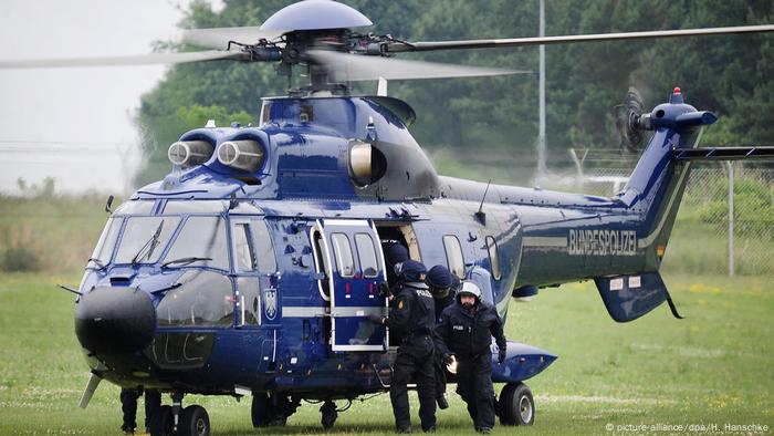 One of the federal police helicopters 