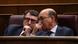 Spanien | Parlamentsdebatte zum Misstrauensvotum gegen Ministerpräsident Rajoy | Aitor Esteban mit Mikel Legarda (Foto: Reuters/S. Vera) Spanien | Parlamentsdebatte zum Misstrauensvotum gegen Ministerpräsident Rajoy | Aitor Esteban mit Mikel Legarda (Foto: Reuters/S. Vera)