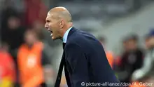 ريال مدريد.. المدرب الداهية يهدد عرش زيدان وطموحات بوغبا
