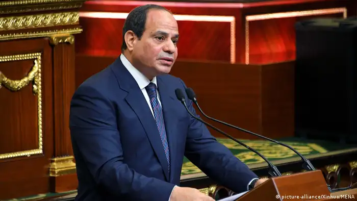 Ägyptens Präsident al-Sisi für zweite Amtszeit vereidigt (picture-alliance/Xinhua/MENA)