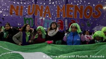 Argentinien Frauenprotest #NiUnaMenos in Buenos Aires