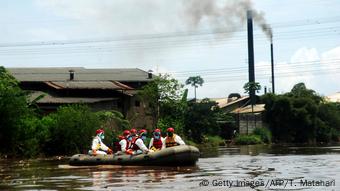 Sungai Indonesia tercemar bahan kimia industri tekstil 