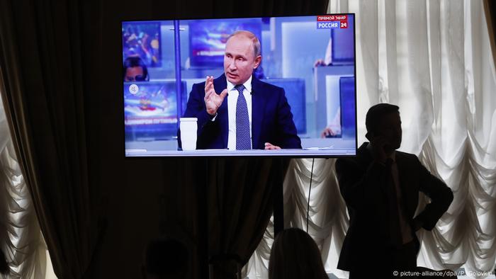 Russlands Präsident Putin bei TV-Show Direkter Draht