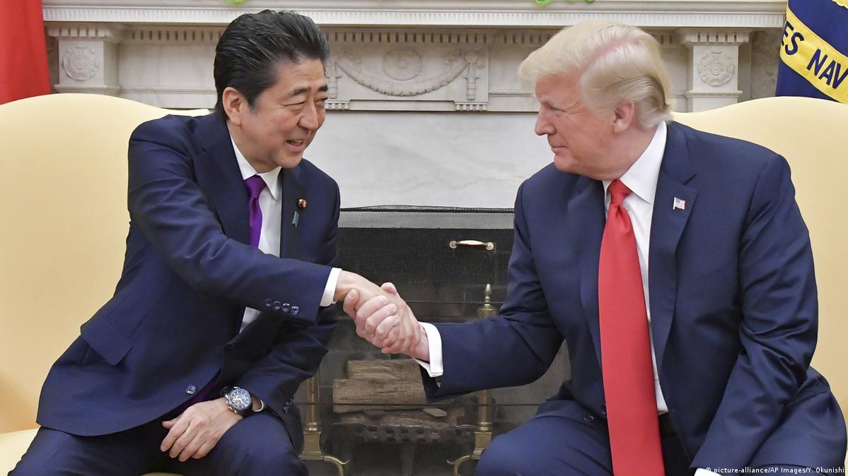 Shinzo Abe's calculated pampering of President Trump – DW – 05/24/2019