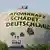 طرفداران صلح سبز روی نیروگاه نوشته‌اند: نیروگاه‌ اتمی به ضرر آلمان است