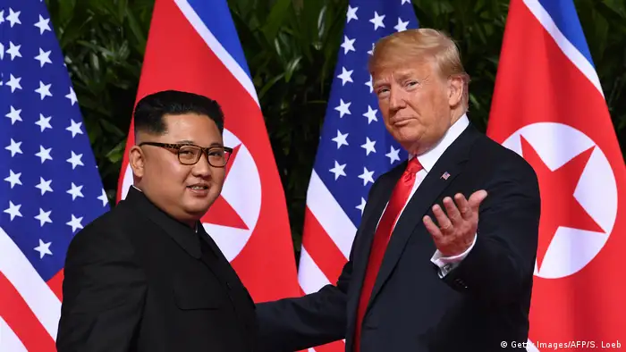 Singapur Sentosa USA-Nordkorea Gipfel Handshake