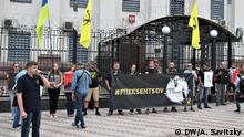 Під посольством РФ у Києві вимагали звільнити Сенцова та в'язнів Кремля
