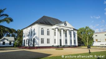 Südafrika, Suriname: Neveh Shalom Synagoge