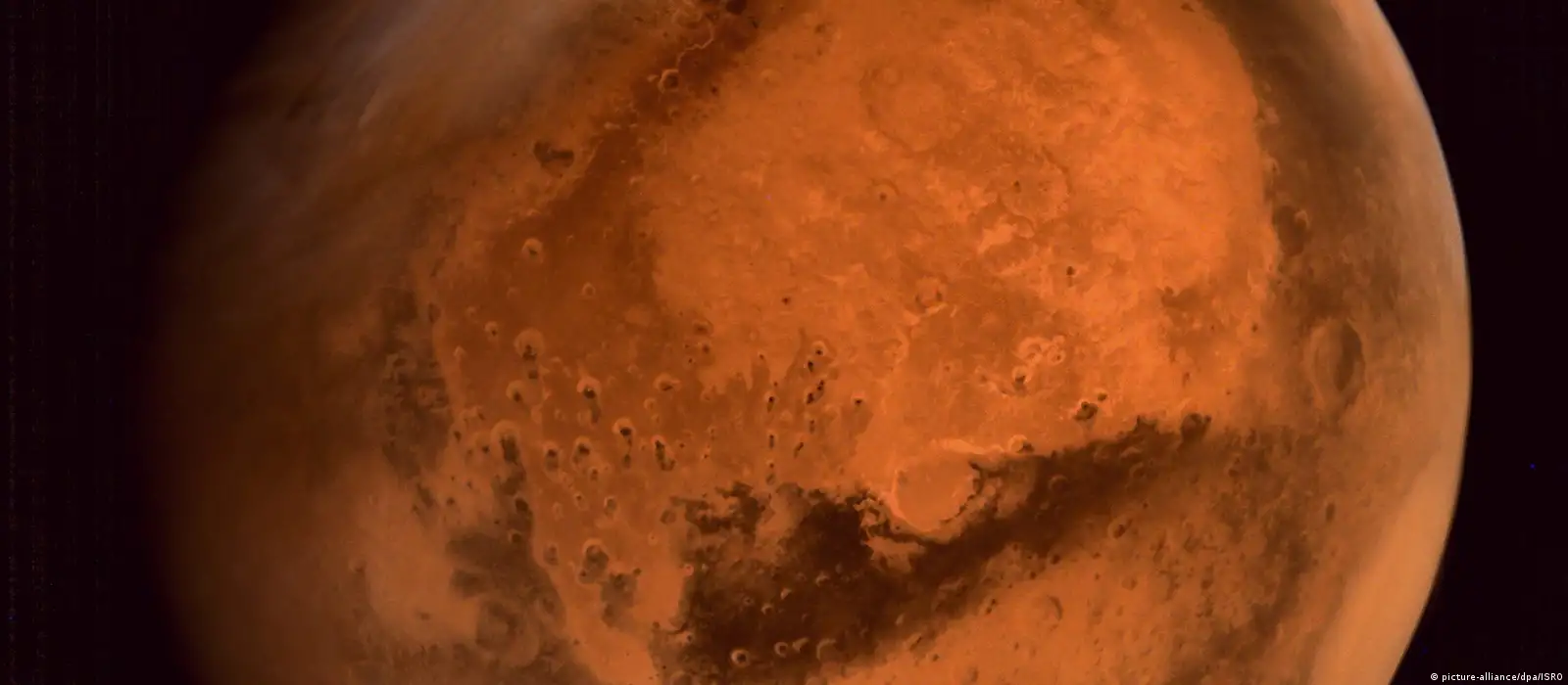 Liquid water on Mars? New research indicates buried 'lakes